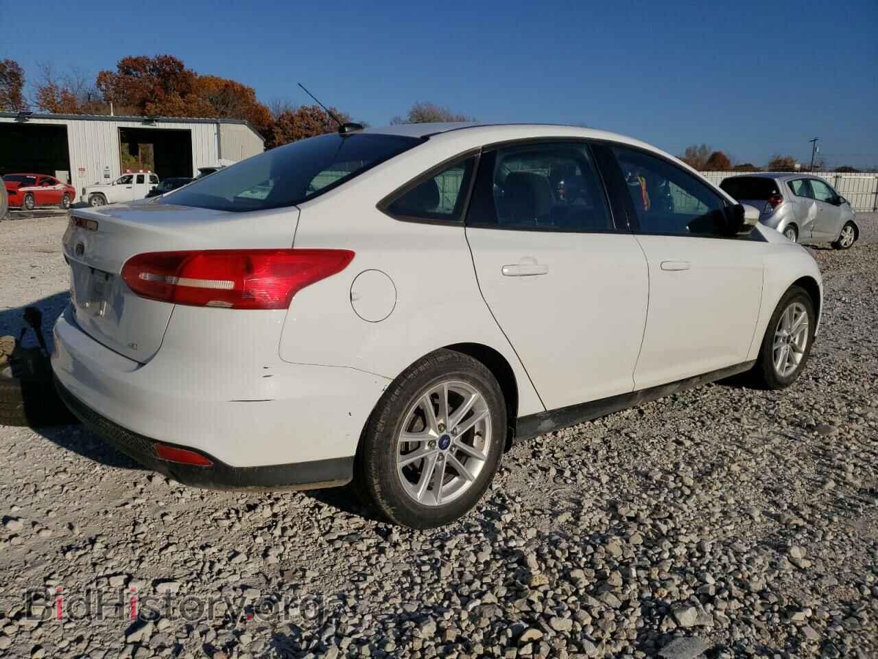 2017 FORD FOCUS - VIN: 1FADP3F25HL309261 - Фото 3