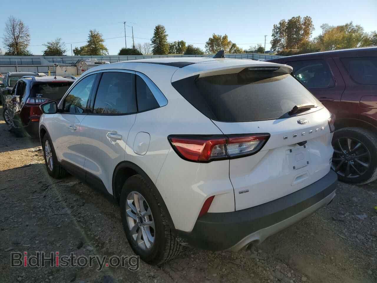 2020 FORD ESCAPE - VIN: 1FMCU0G64LUA37749 - Фото 2