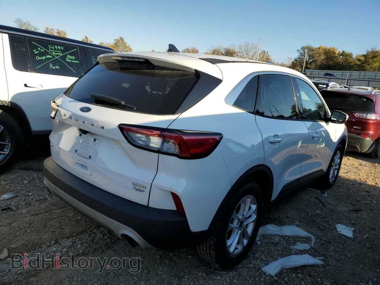 2020 FORD ESCAPE - VIN: 1FMCU0G64LUA37749 - Фото 3