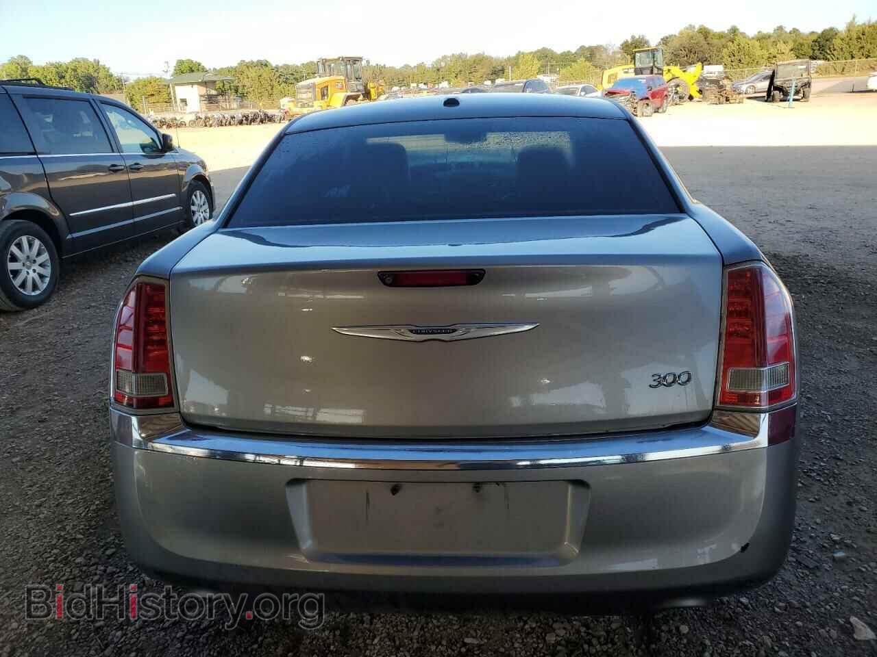 2014 CHRYSLER 300 - VIN: 2C3CCAAG3EH141741 - Фото 6