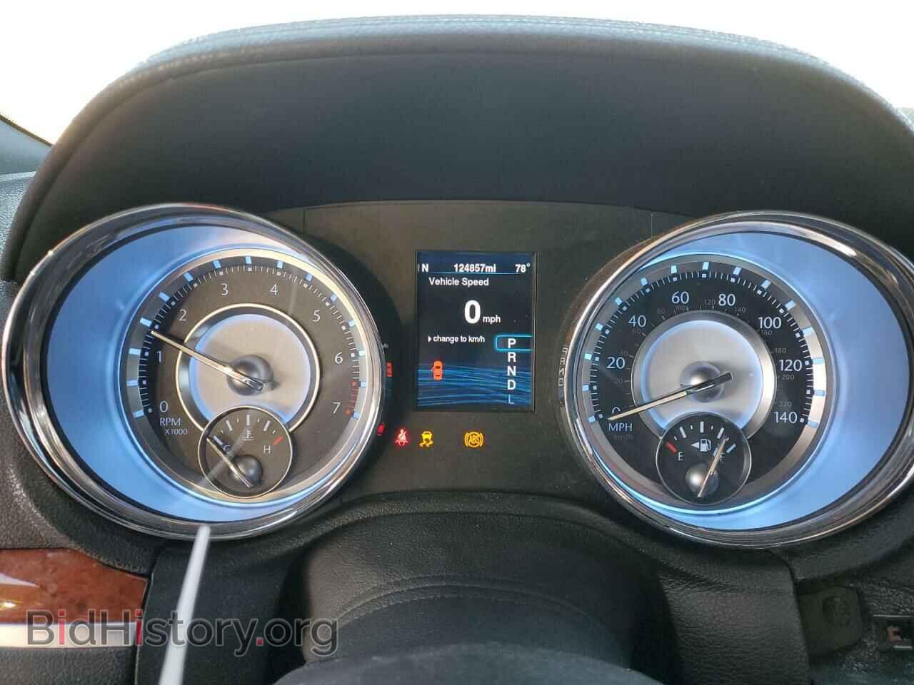 2014 CHRYSLER 300 - VIN: 2C3CCAAG3EH141741 - Фото 9