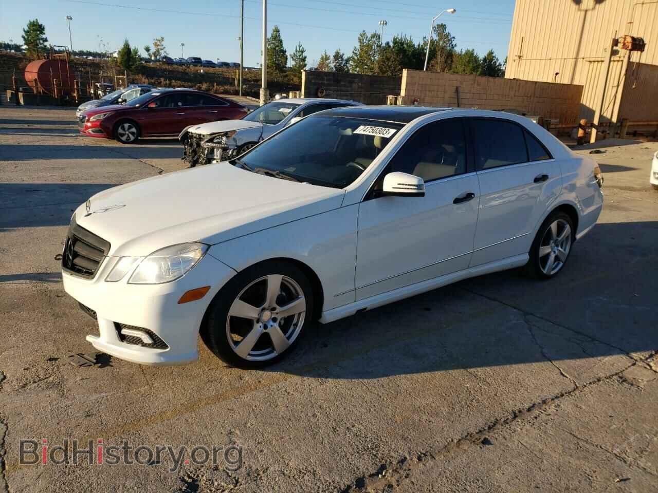 Фотография WDDHF5GB3BA288637 - MERCEDES-BENZ E-CLASS 2011