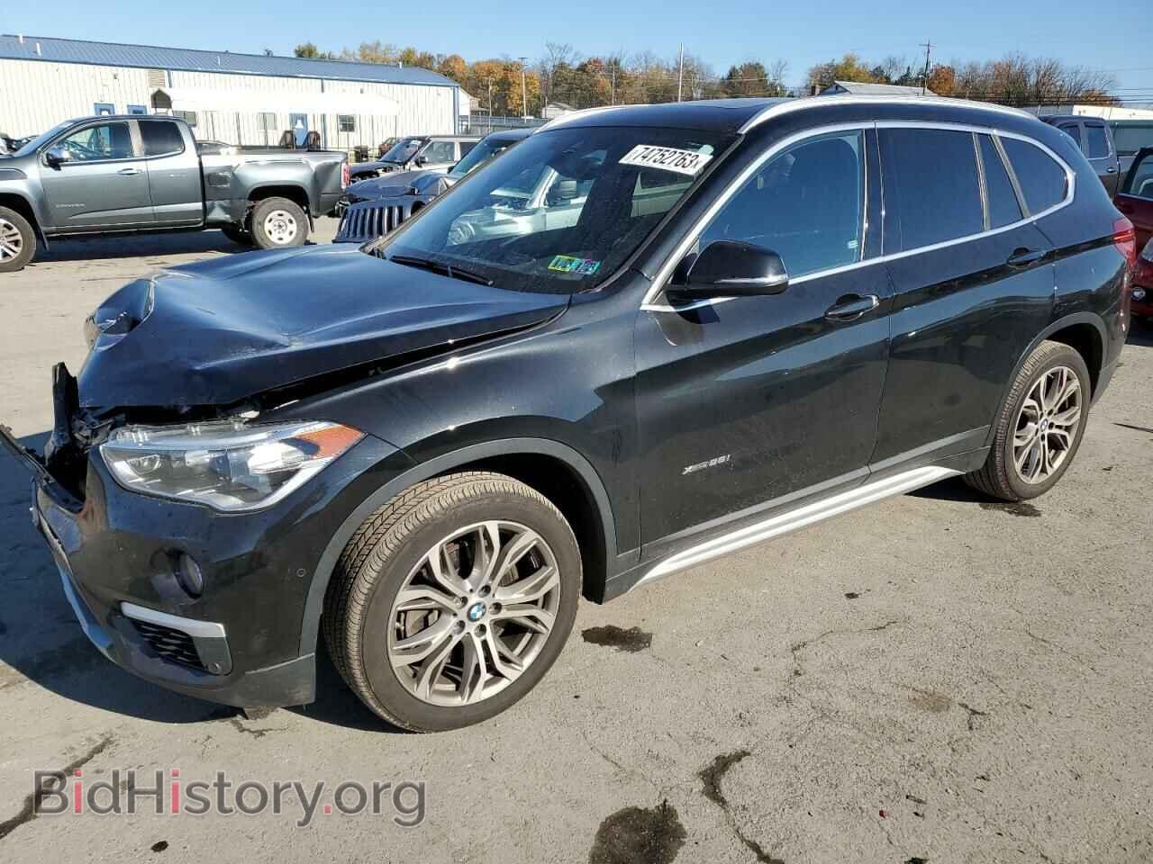 Фотография WBXHT3C32H5F72368 - BMW X1 2017