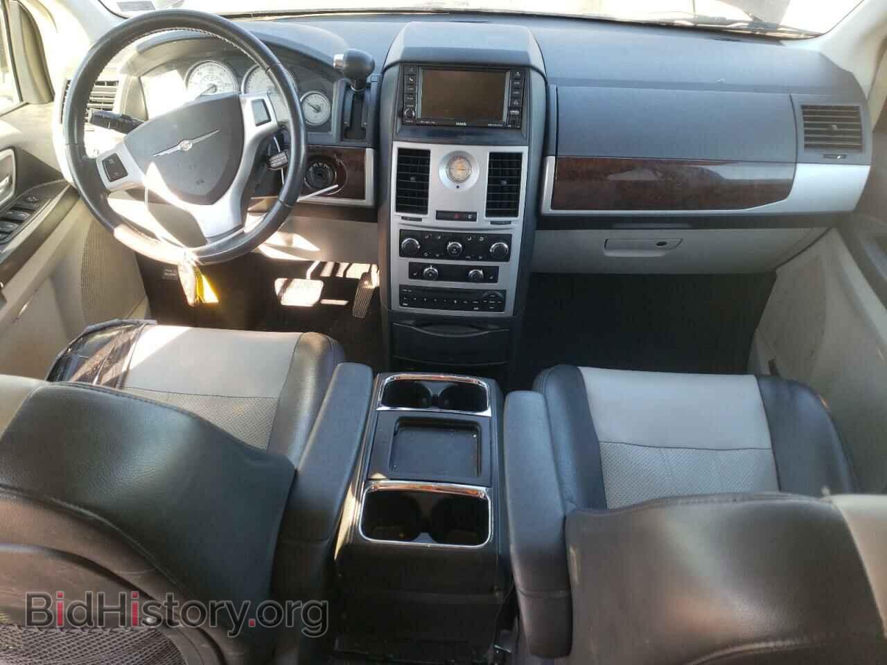 2010 CHRYSLER MINIVAN - VIN: 2A4RR8D14AR481208 - Фото 8