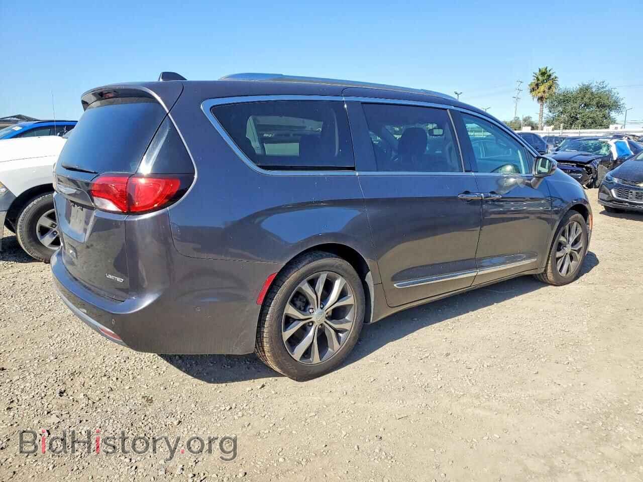 2017 CHRYSLER PACIFICA - VIN: 2C4RC1GG9HR835913 - Photo 3
