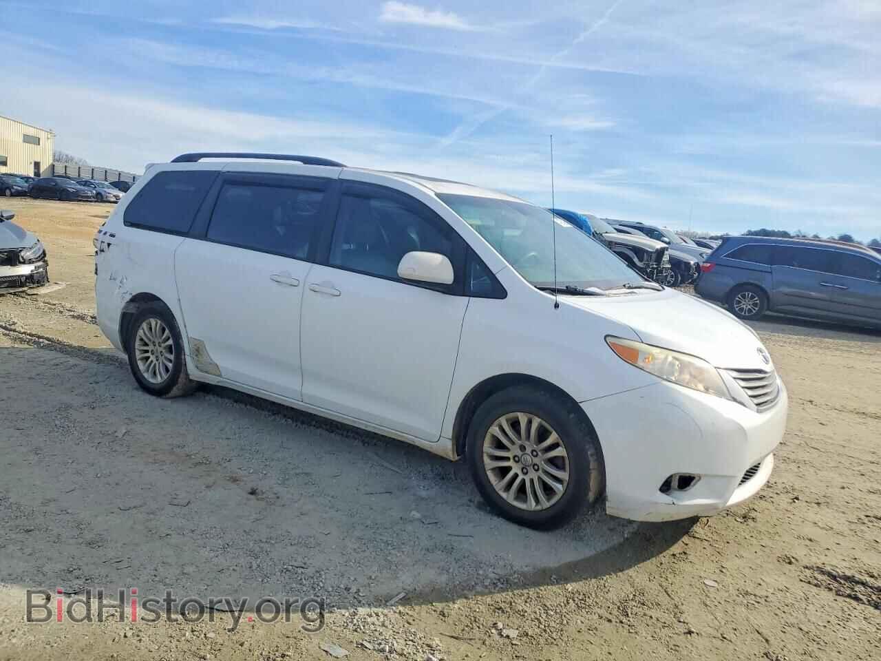 2011 TOYOTA All Models - VIN: 5TDYK3DC8BS040328 - Photo 4