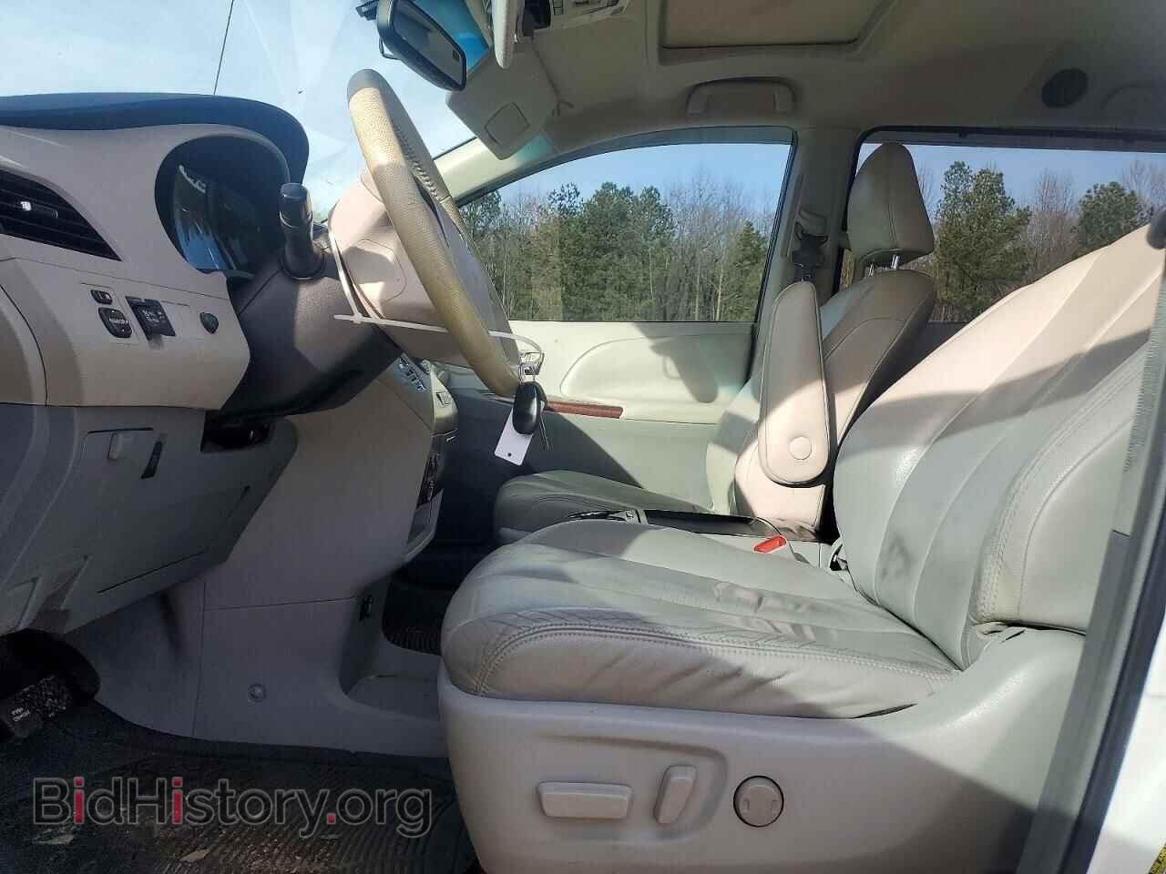 2011 TOYOTA All Models - VIN: 5TDYK3DC8BS040328 - Photo 7