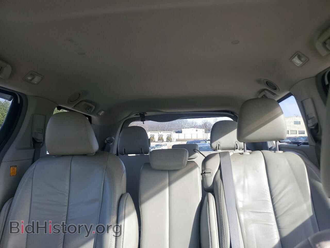 2011 TOYOTA All Models - VIN: 5TDYK3DC8BS040328 - Photo 10