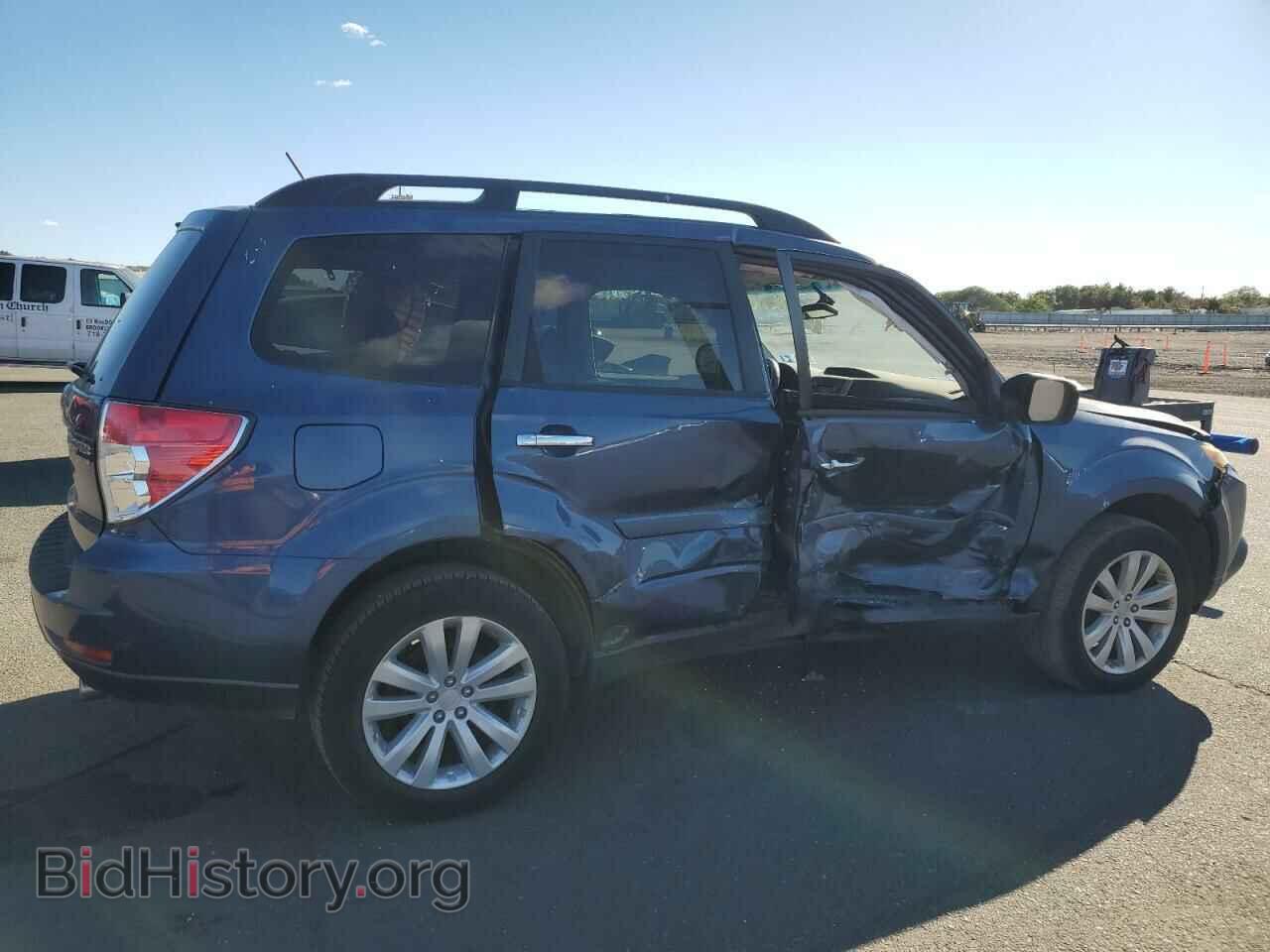 2011 SUBARU FORESTER - VIN: JF2SHAEC8BH775811 - Фото 3