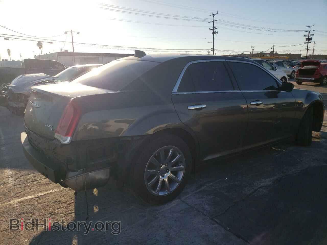 2017 CHRYSLER 300 - VIN: 2C3CCAET7HH582347 - Фото 3