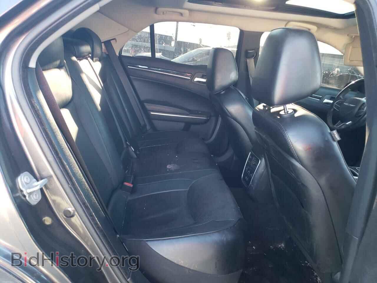 2017 CHRYSLER 300 - VIN: 2C3CCAET7HH582347 - Фото 10