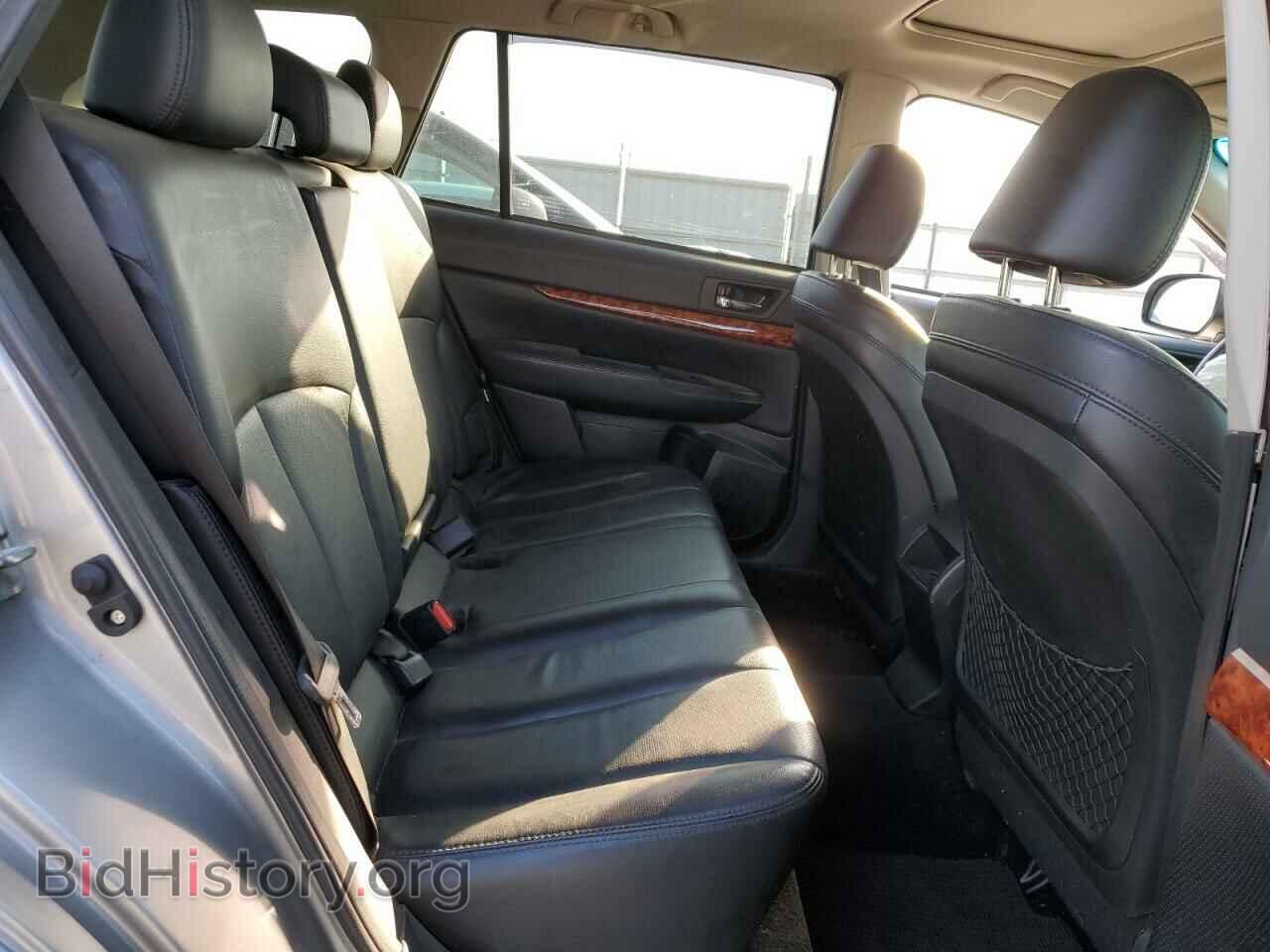 2011 SUBARU OUTBACK - VIN: 4S4BRBKC6B3404452 - Photo 10