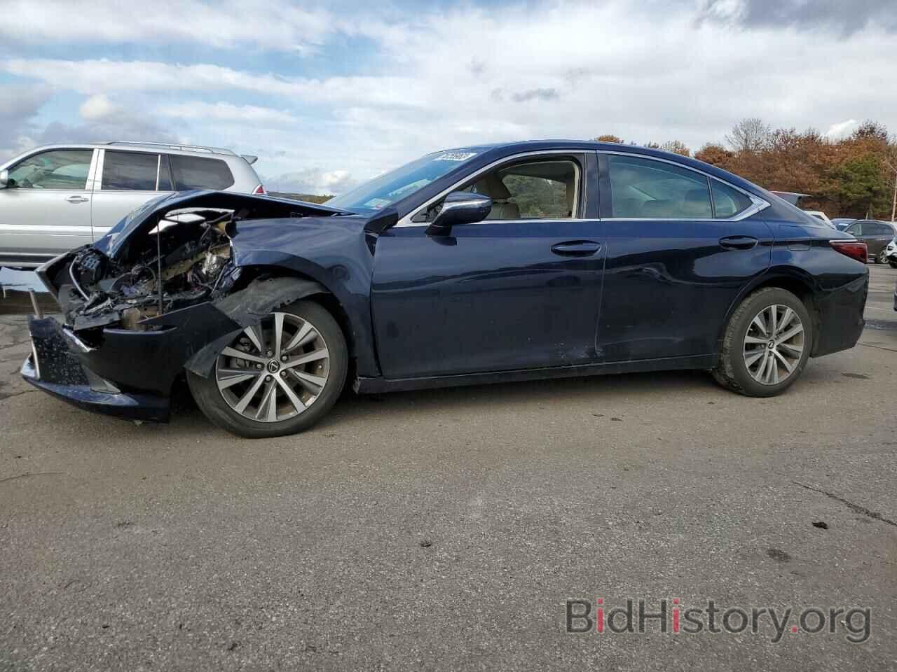 Photo 58ABZ1B18KU006722 - LEXUS ES350 2019