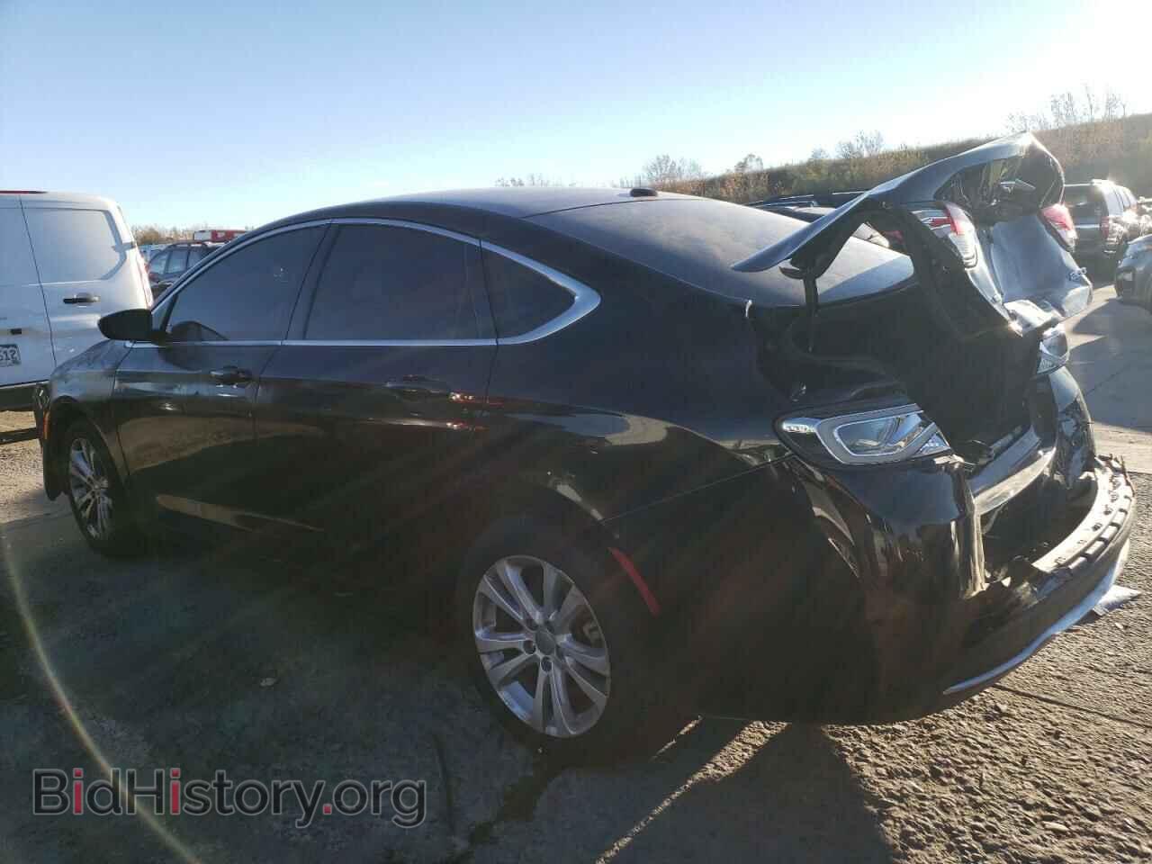 2015 CHRYSLER 200 - VIN: 1C3CCCAB1FN695353 - Фото 2