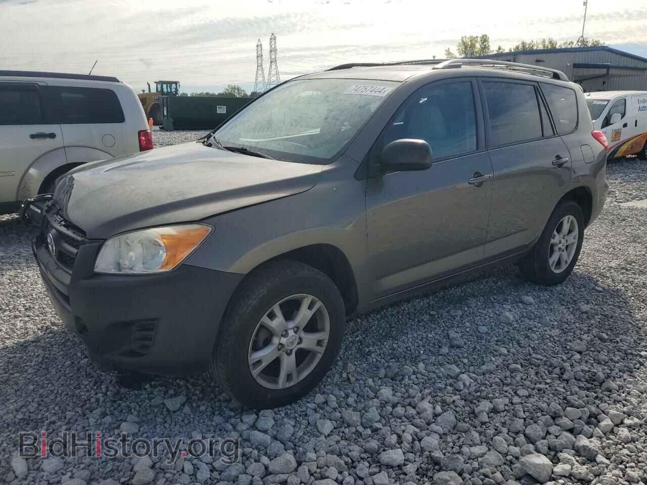 Фотография 2T3BF4DV8CW247433 - TOYOTA RAV4 2012