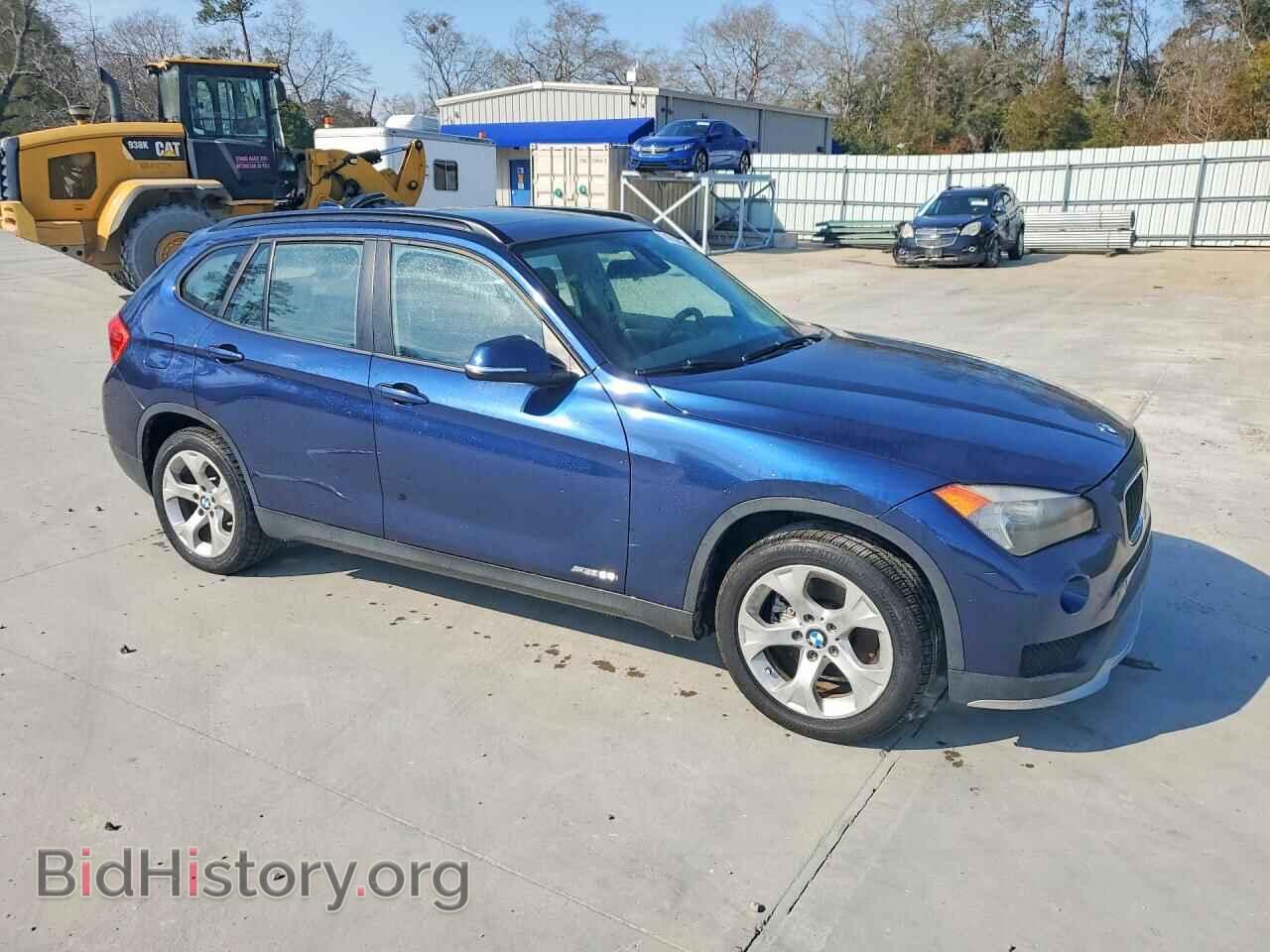 2015 BMW X1 - VIN: WBAVM1C58FV498626 - Фото 4