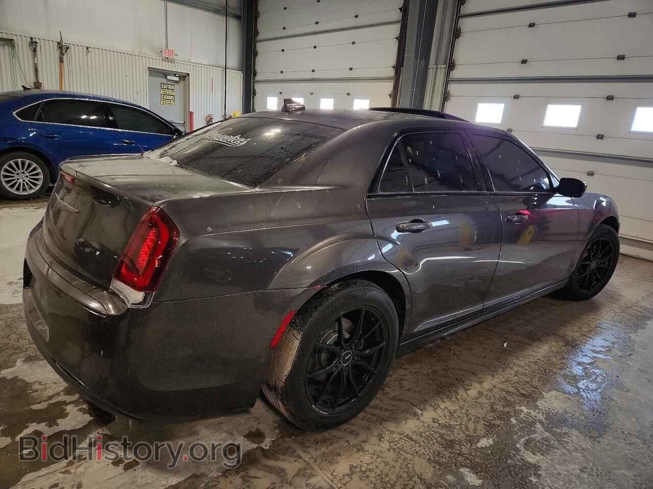 2016 CHRYSLER 300 - VIN: 2C3CCAGGXGH296300 - Фото 3