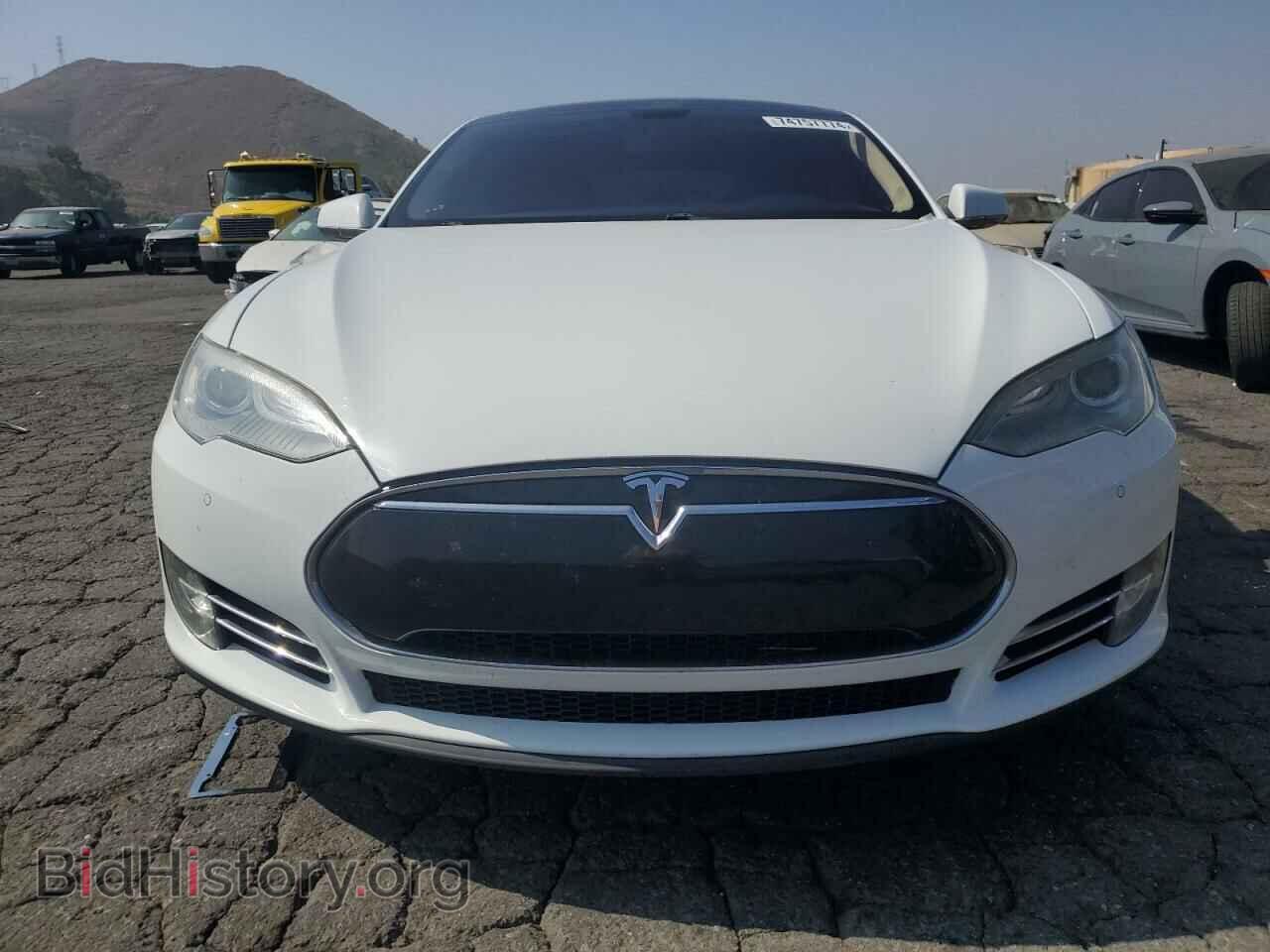2014 TESLA MODEL S - VIN: 5YJSA1H11EFP33675 - Фото 5