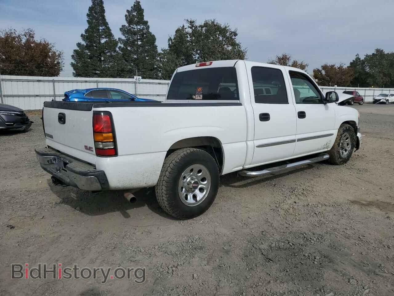 2007 GMC SIERRA - VIN: 2GTEC13V771106518 - Photo 3