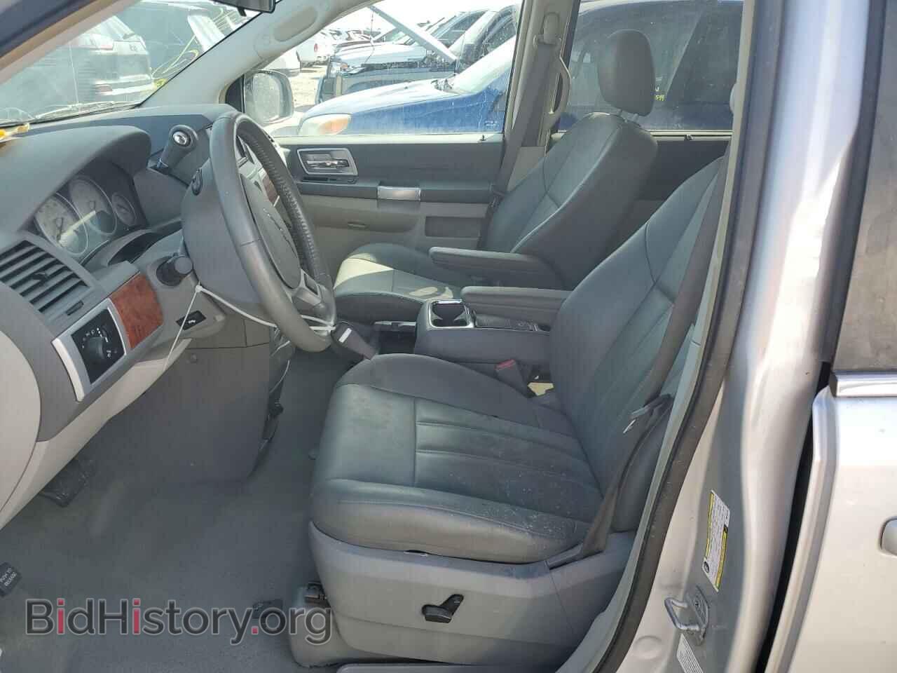 2008 CHRYSLER MINIVAN - VIN: 2A8HR54P98R793757 - Фото 7