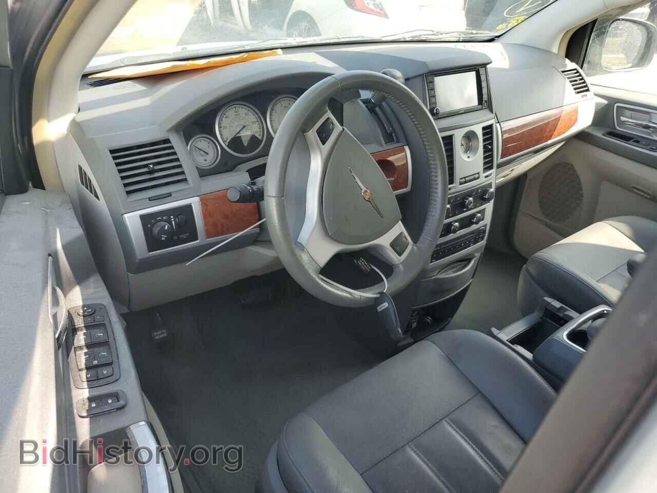 2008 CHRYSLER MINIVAN - VIN: 2A8HR54P98R793757 - Фото 8