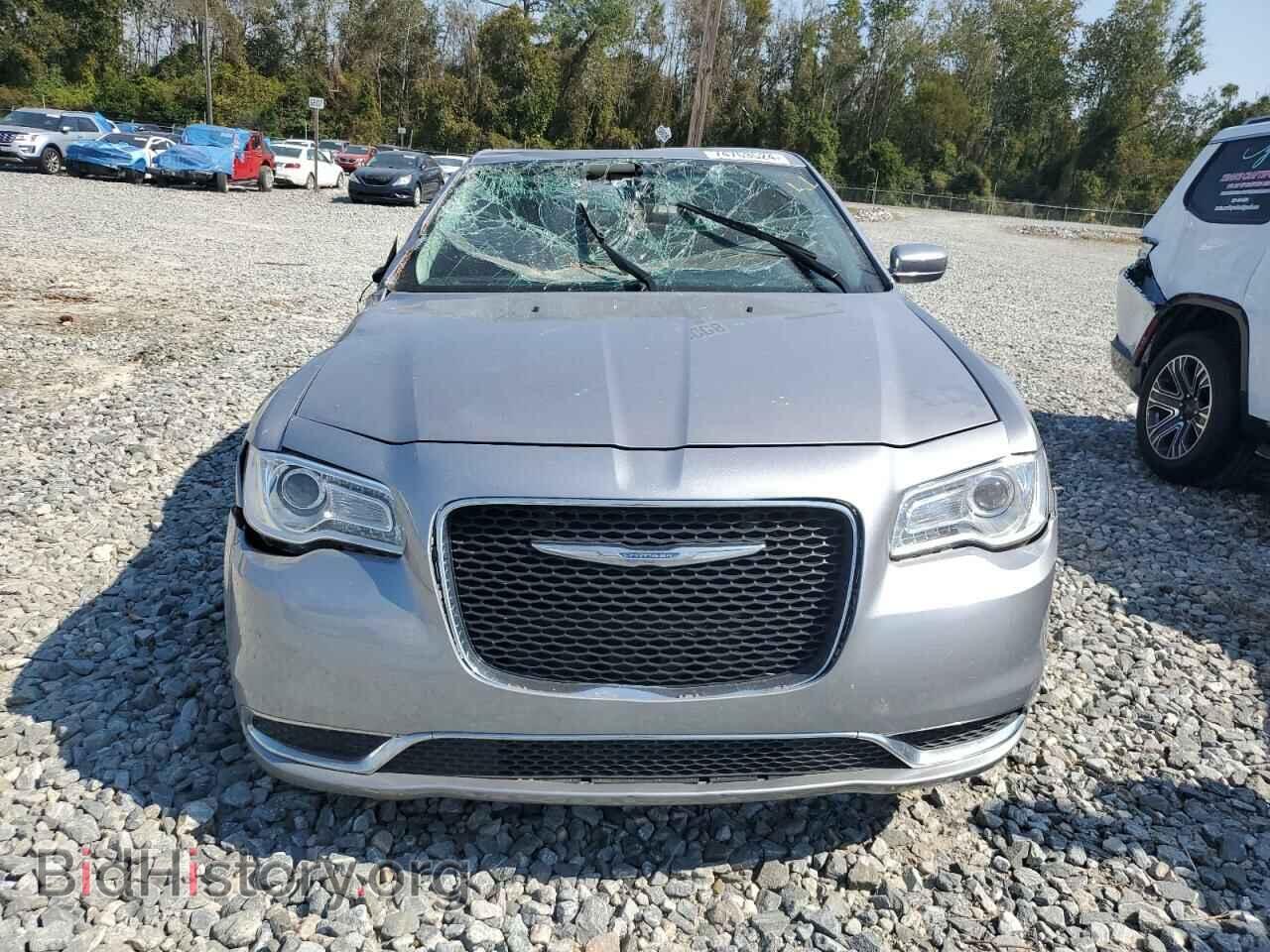 2017 CHRYSLER 300 - VIN: 2C3CCAAG1HH526719 - Фото 5