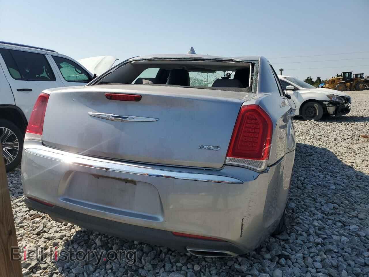 2017 CHRYSLER 300 - VIN: 2C3CCAAG1HH526719 - Фото 6