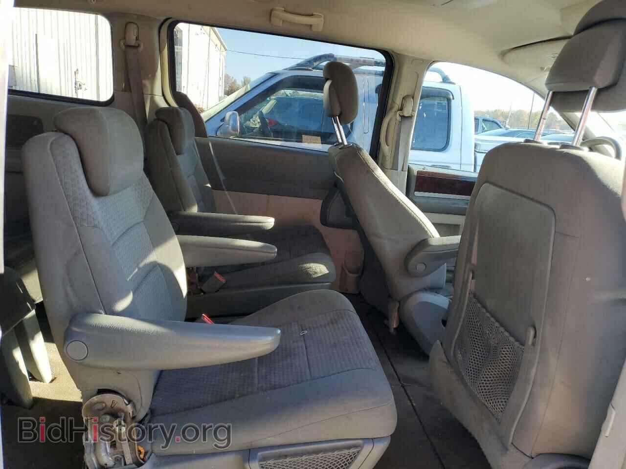 2010 CHRYSLER MINIVAN - VIN: 2A4RR5D14AR308271 - Photo 11