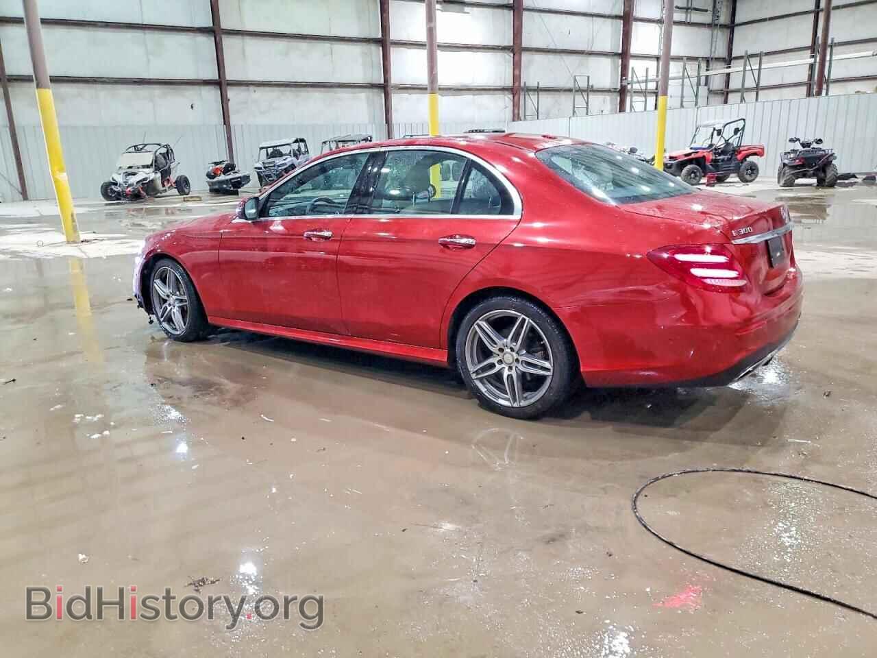 2017 MERCEDES-BENZ E-CLASS - VIN: WDDZF4JB0HA196739 - Фото 2