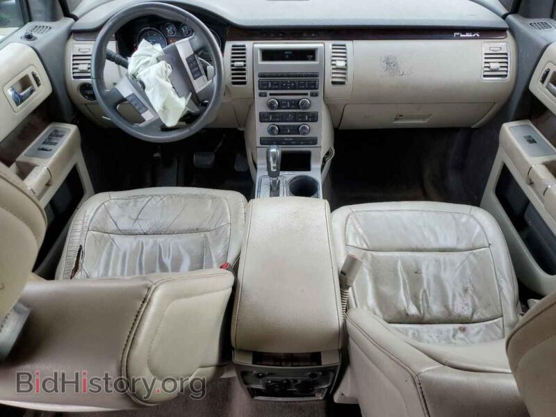 2011 Ford FLEX (VIN 2FMHK6CC6BBD12262) — photo 8 of 14