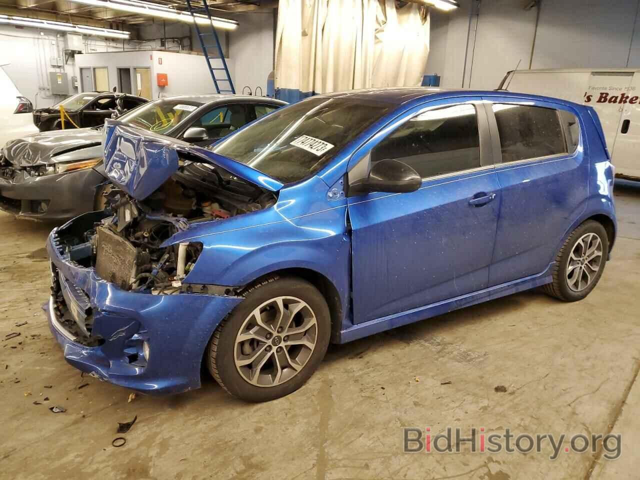 Photo 1G1JD6SH1J4129964 - CHEVROLET SONIC 2018