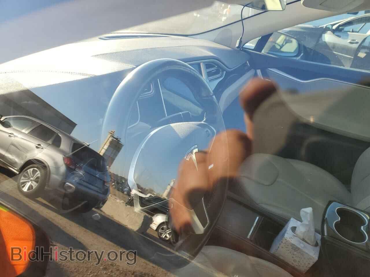 2015 TESLA MODEL S - VIN: 5YJSA1S26FF094258 - Photo 9