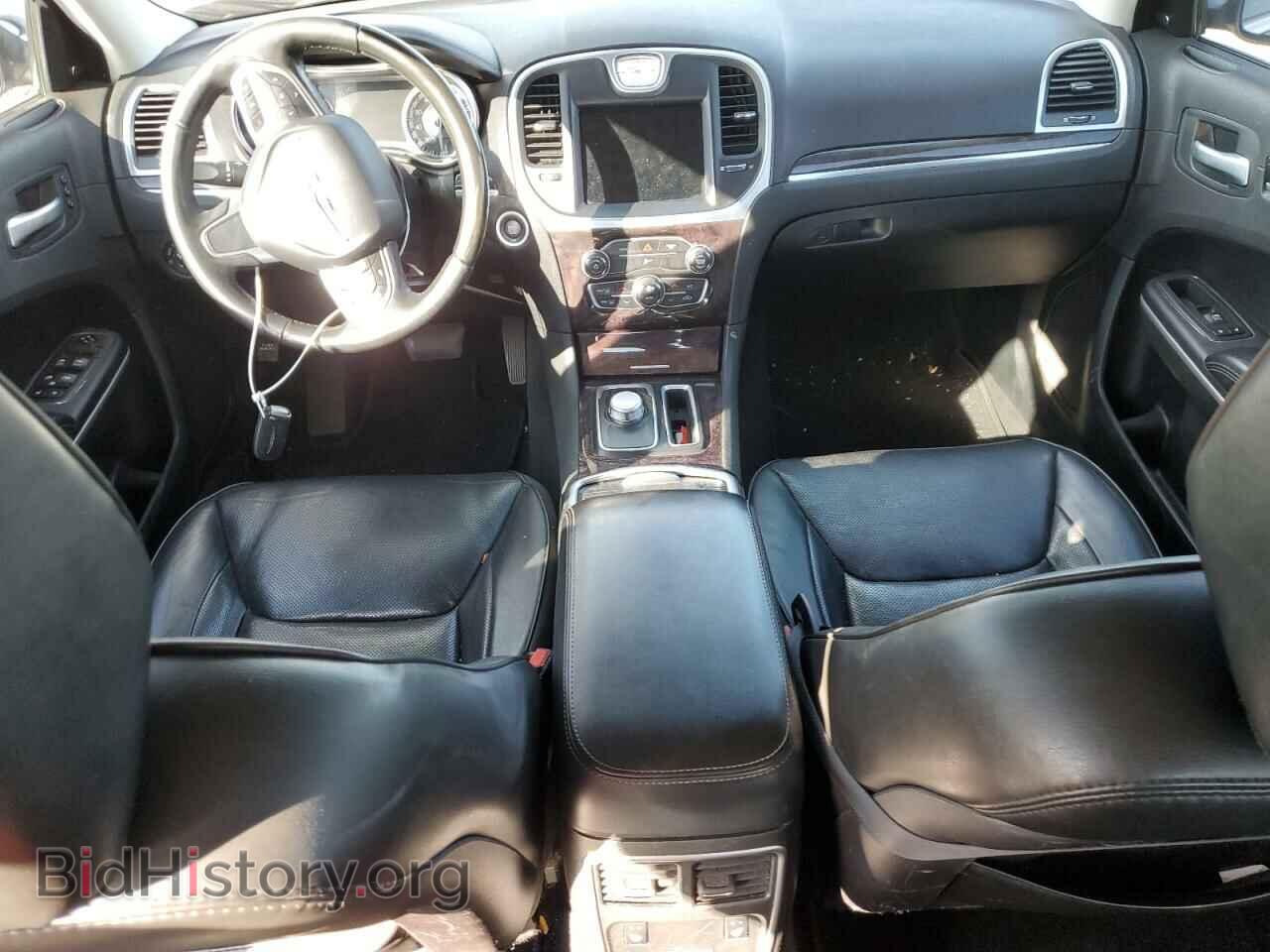 2019 CHRYSLER 300 - VIN: 2C3CCAEG9KH698093 - Фото 8