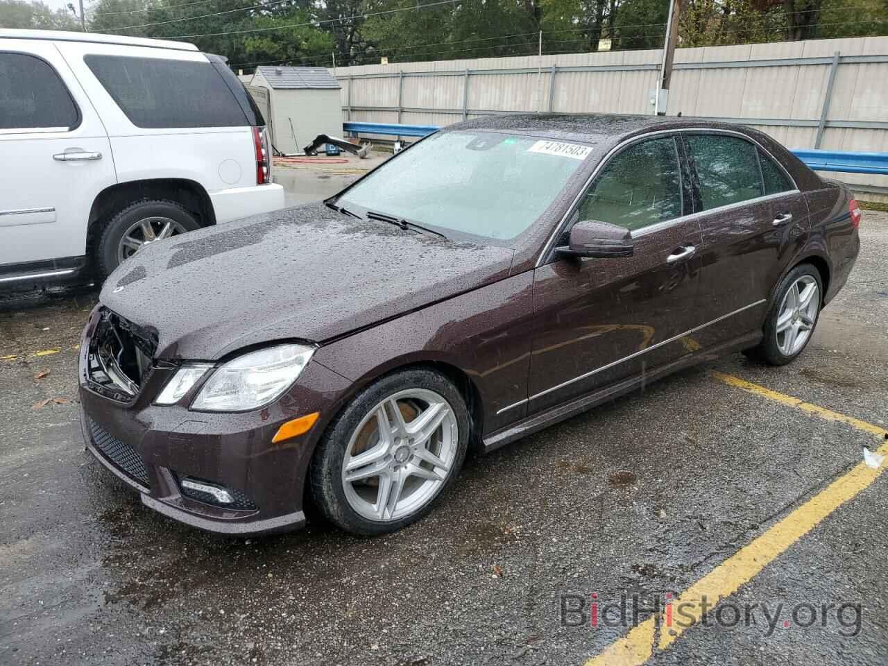 Photo WDDHF8HB7BA500231 - MERCEDES-BENZ E-CLASS 2011