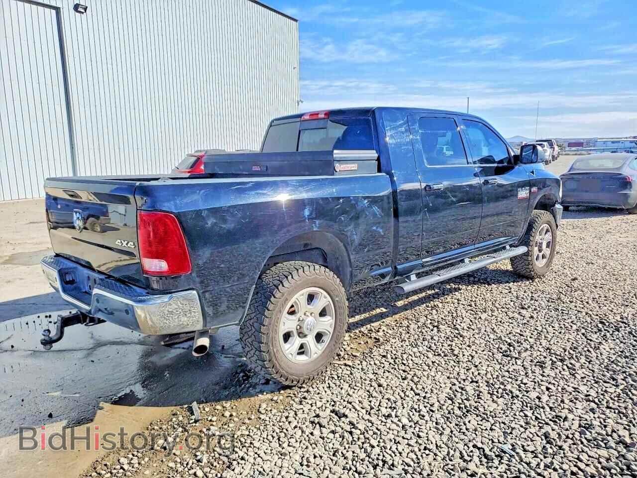 2014 RAM All Models - VIN: 3C6UR5MJ1EG248954 - Photo 3