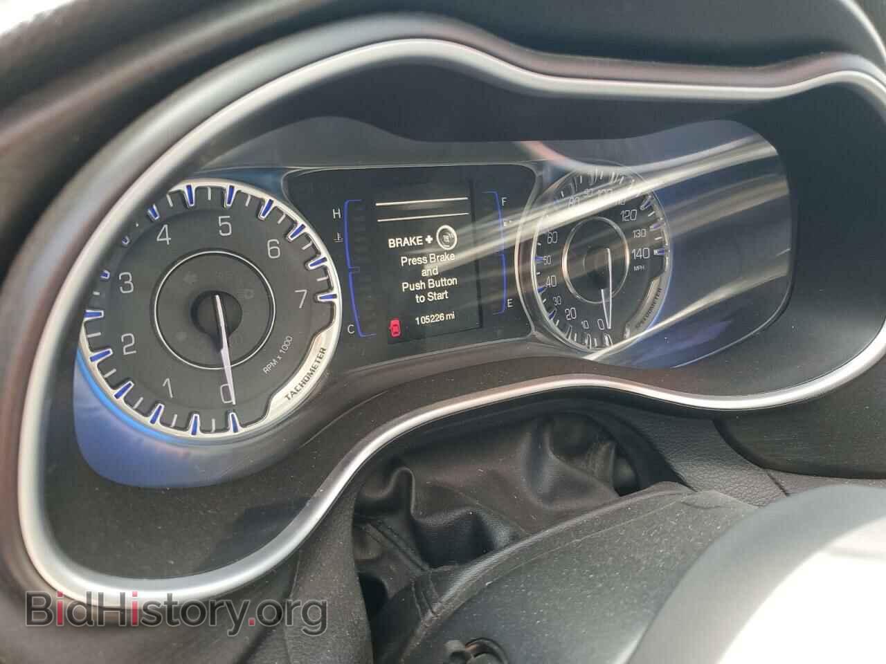 2015 CHRYSLER 200 - VIN: 1C3CCCABXFN666871 - Фото 9