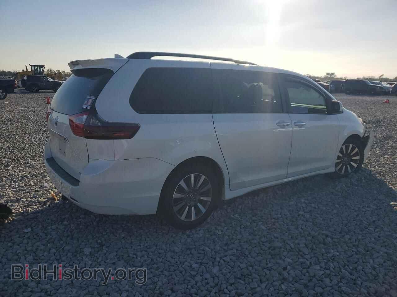 2018 TOYOTA All Models - VIN: 5TDYZ3DC4JS962203 - Фото 3