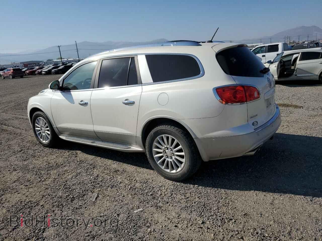 2012 BUICK ENCLAVE - VIN: 5GAKRCED0CJ302125 - Фото 2