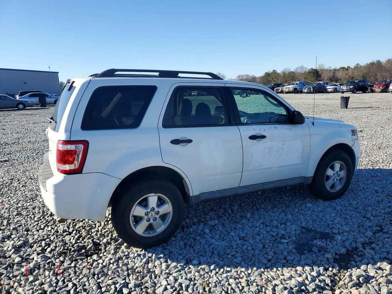 2010 FORD ESCAPE - VIN: 1FMCU0DG5AKB89772 - Фото 3