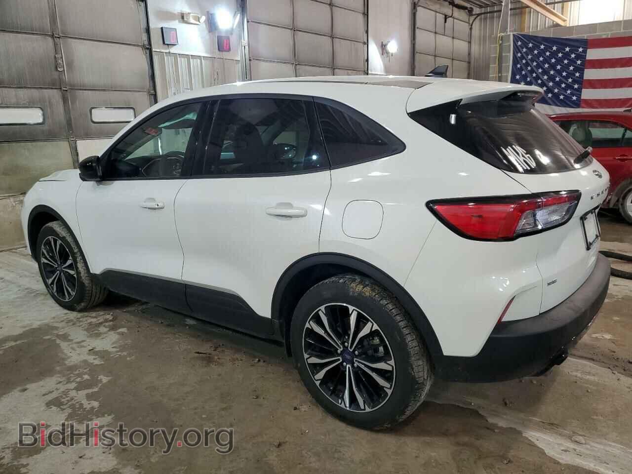 2021 FORD ESCAPE - VIN: 1FMCU9G60MUA30352 - Фото 2