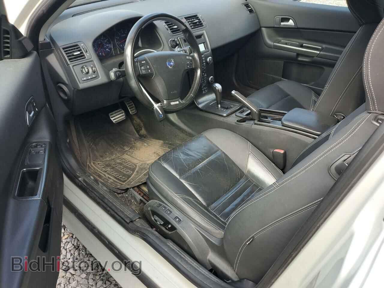 2011 VOLVO C30 - VIN: YV1672MK5B2193874 - Фото 8