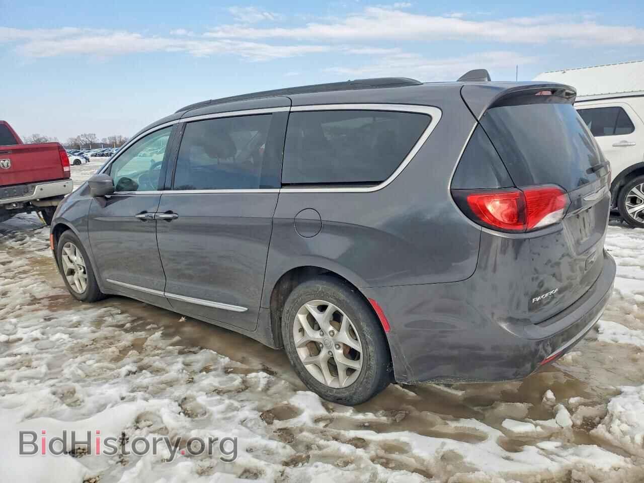 2017 CHRYSLER PACIFICA - VIN: 2C4RC1BG7HR820799 - Фото 2