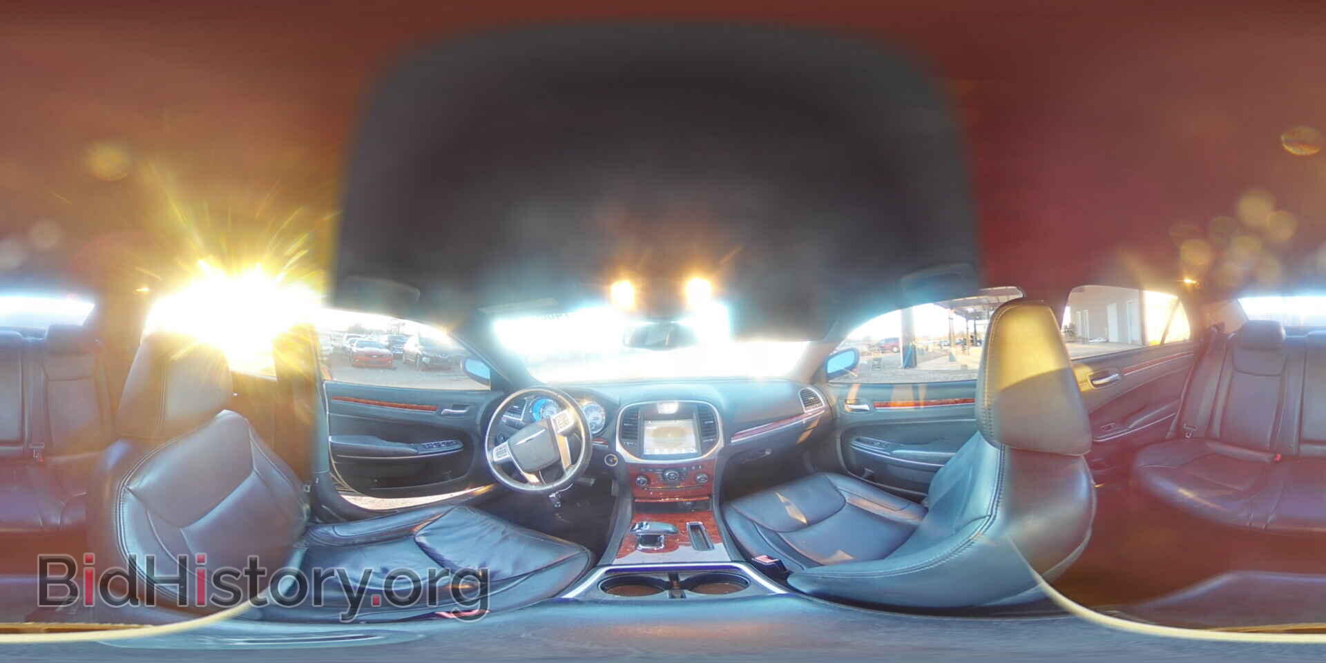 2013 CHRYSLER 300 - VIN: 2C3CCAAG3DH613287 - Фото 14