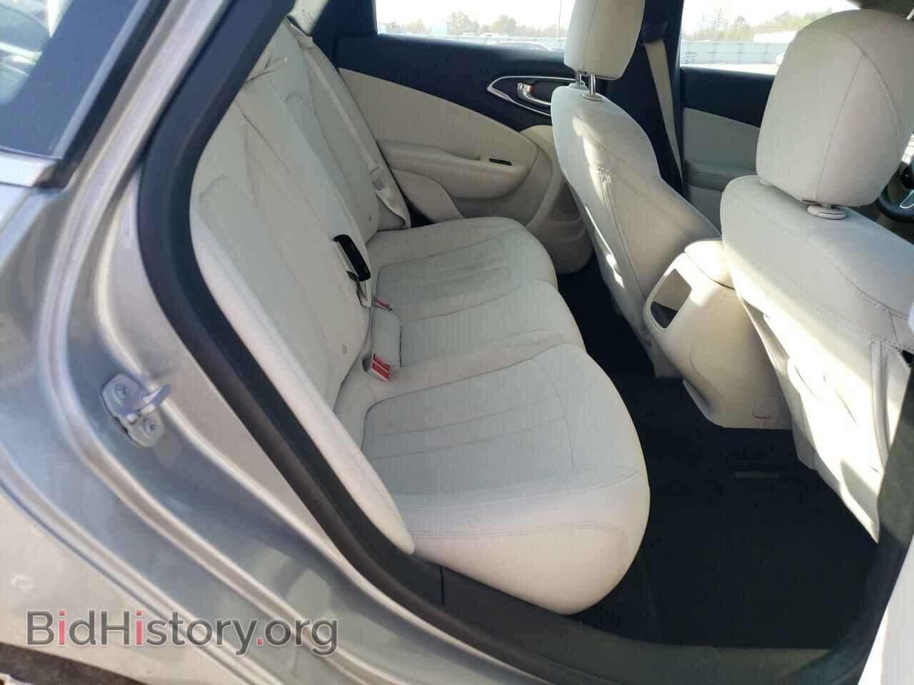 2015 CHRYSLER 200 - VIN: 1C3CCCAB0FN542673 - Фото 10