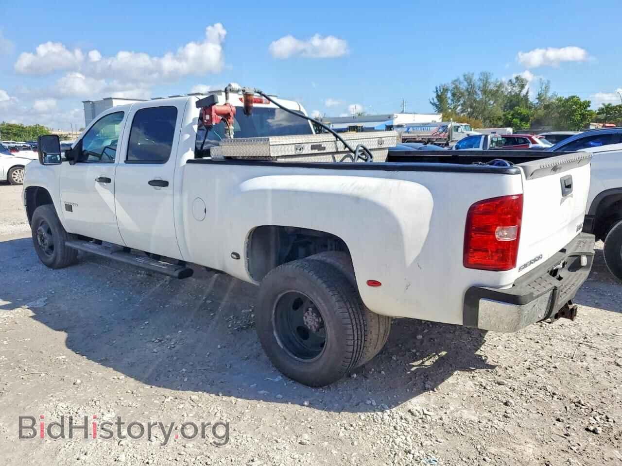 2011 GMC SIERRA - VIN: 1GT412C81BF244686 - Фото 2
