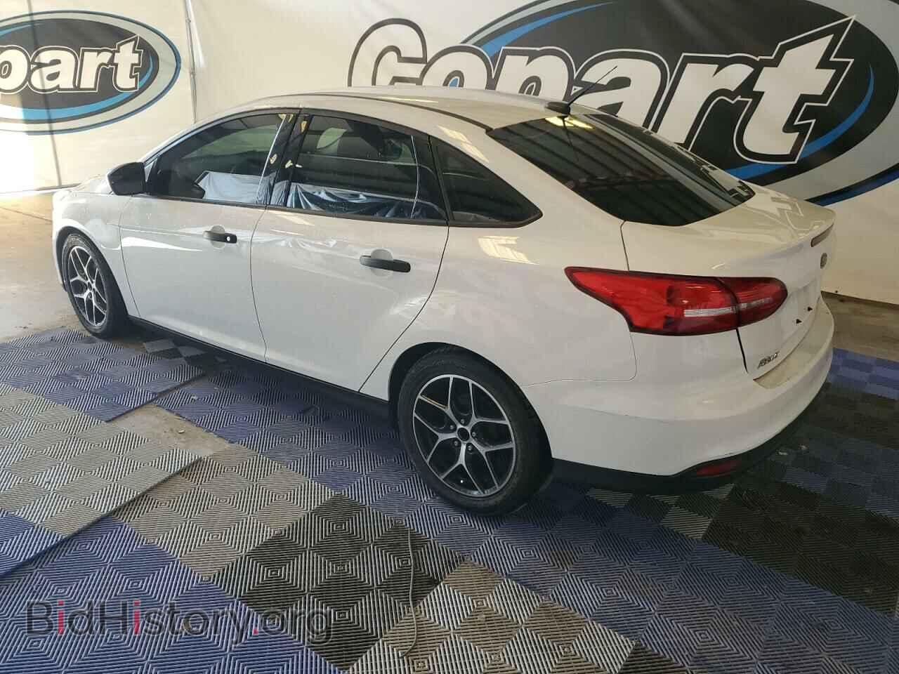2017 FORD FOCUS - VIN: 1FADP3E21HL266622 - Фото 2