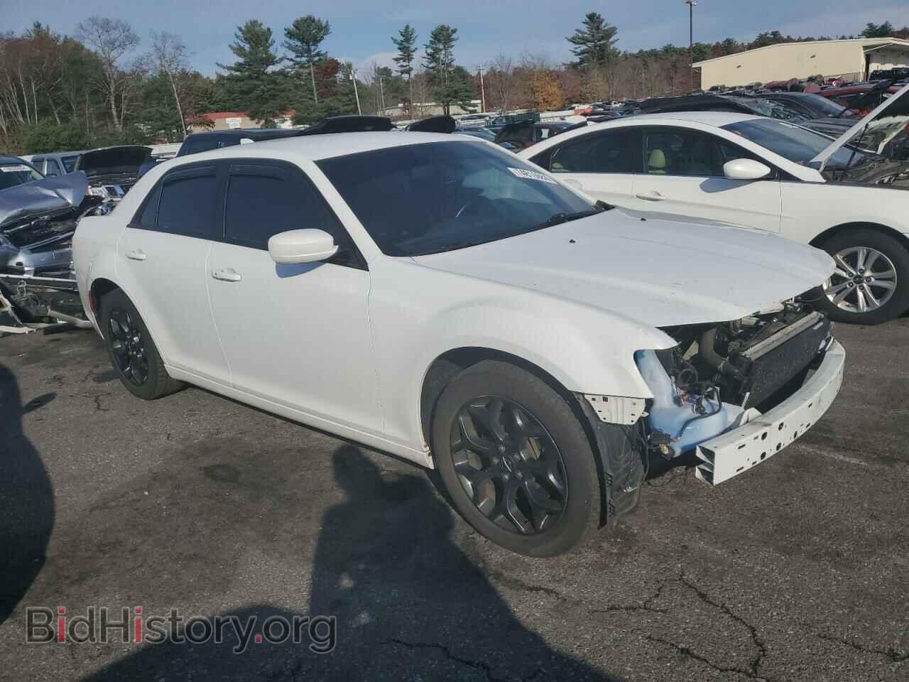 2019 CHRYSLER 300 - VIN: 2C3CCAGG9KH529818 - Фото 4