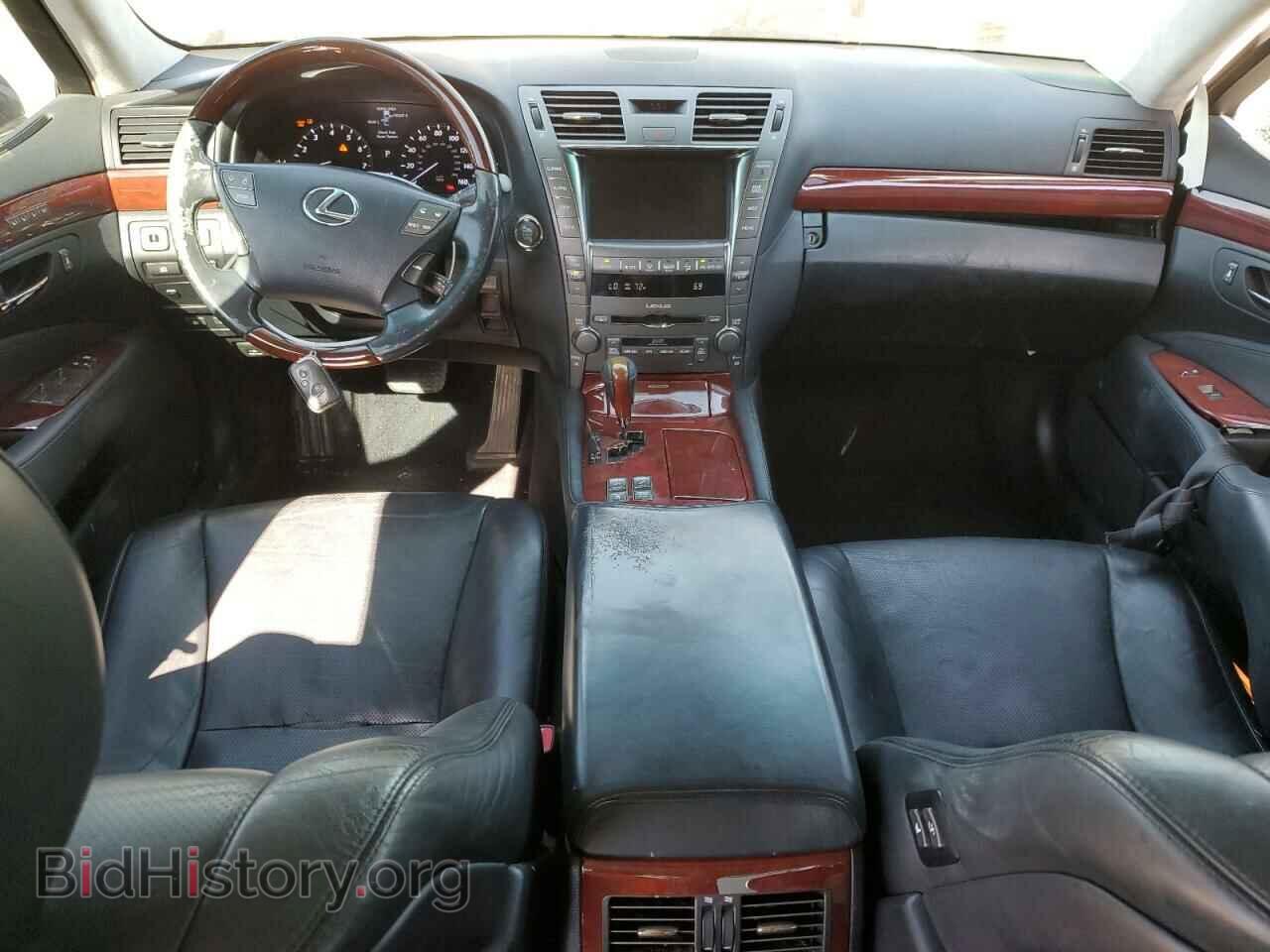 2008 LEXUS LS460 - VIN: JTHGL46F885032135 - Photo 8