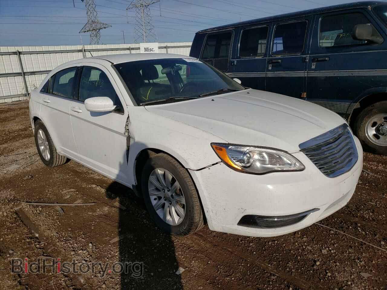 2013 CHRYSLER 200 - VIN: 1C3CCBBB3DN558730 - Фото 4