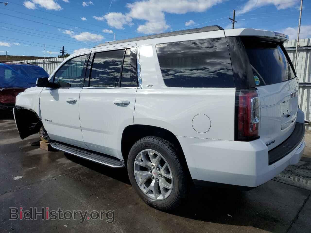 2017 GMC YUKON - VIN: 1GKS2BKC8HR150570 - Фото 2